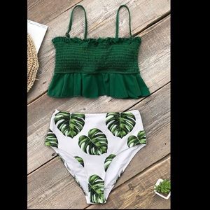 XL CUPSHE Bikini Green and Floral